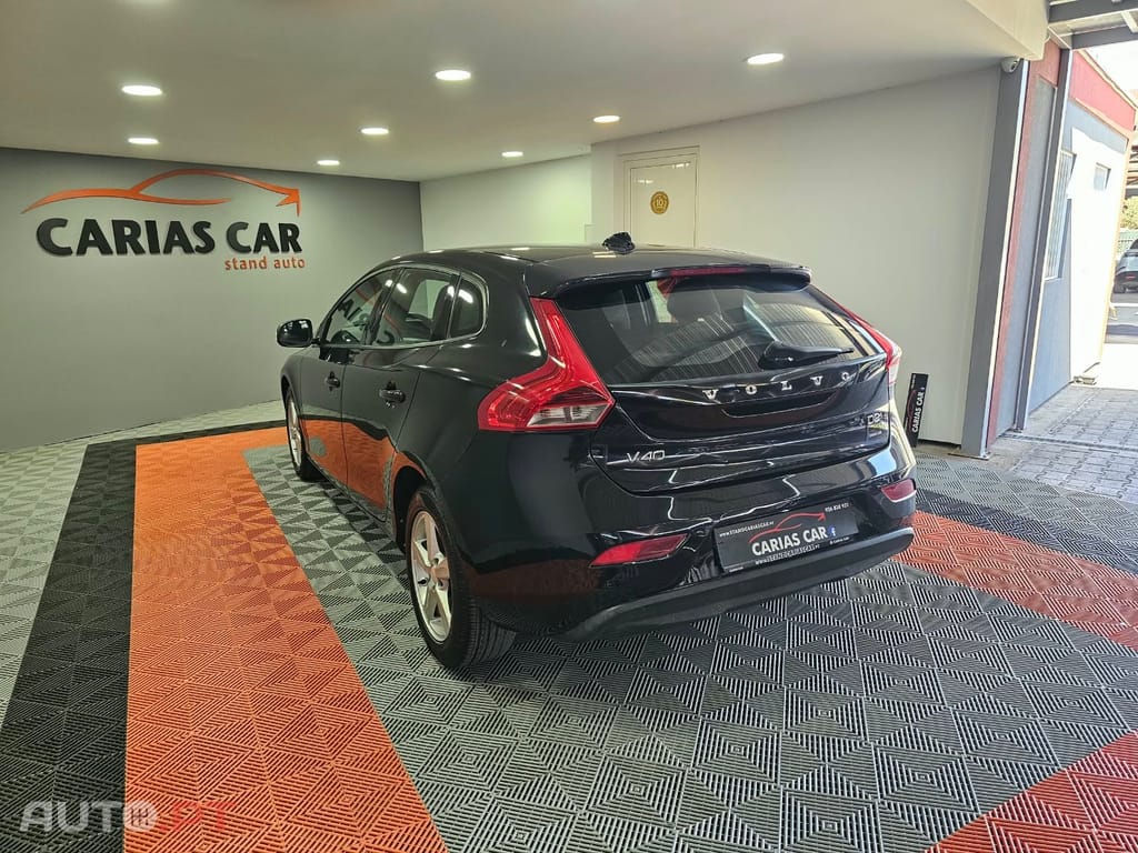 Volvo V40 1.6 D2 Kinetic