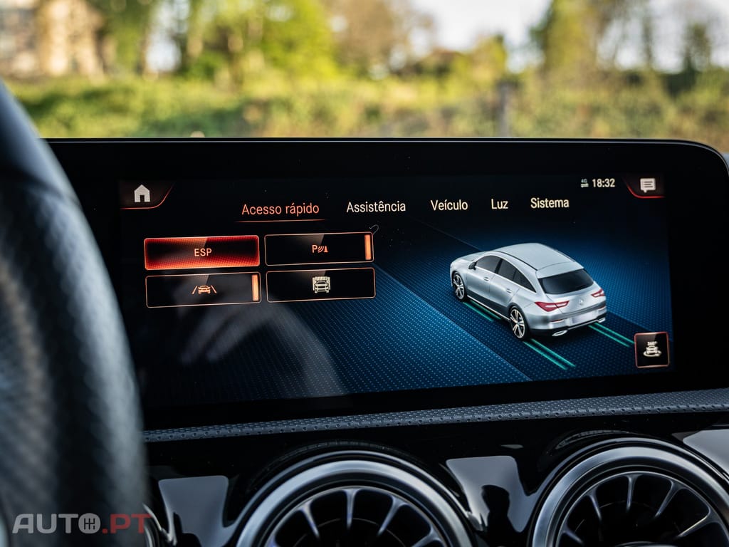 Mercedes-Benz CLA 250 e AMG Line