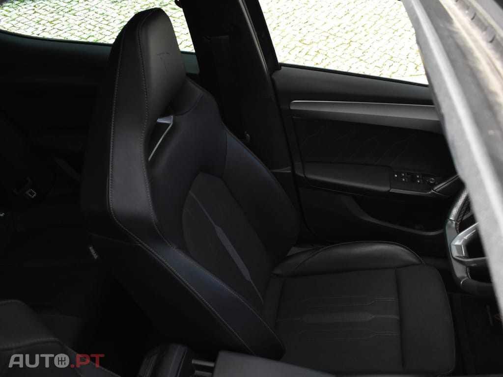 Cupra Leon 1.4 e-Hybrid VZ DSG