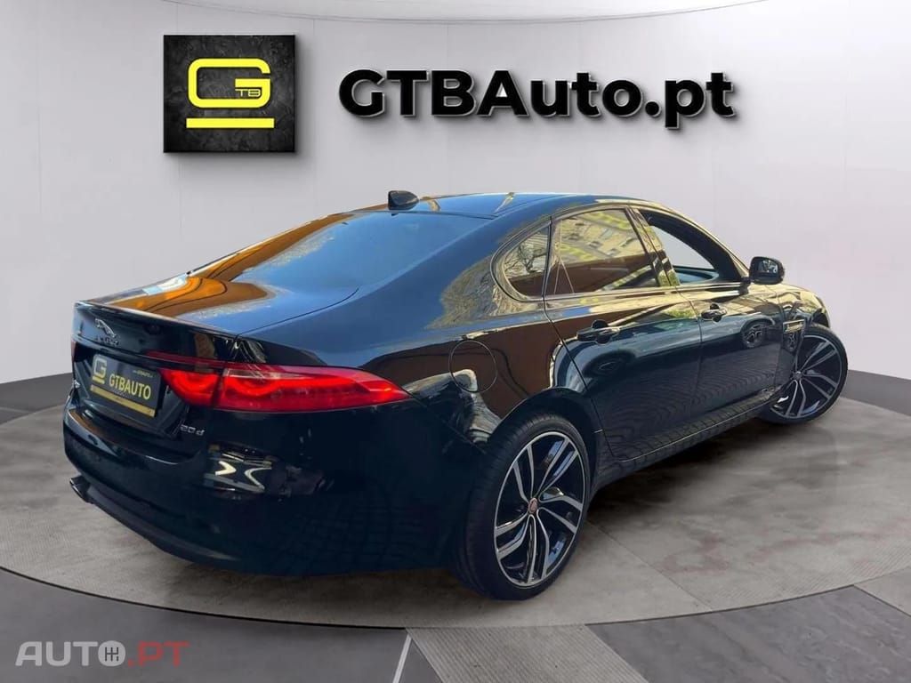 Jaguar XF 2.0d PRESTIGE