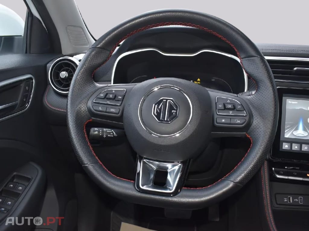 MG ZS Luxury I.V.A DEDUTIVEL
