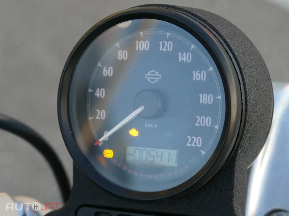 Harley Davidson 883 L SUPERLOW