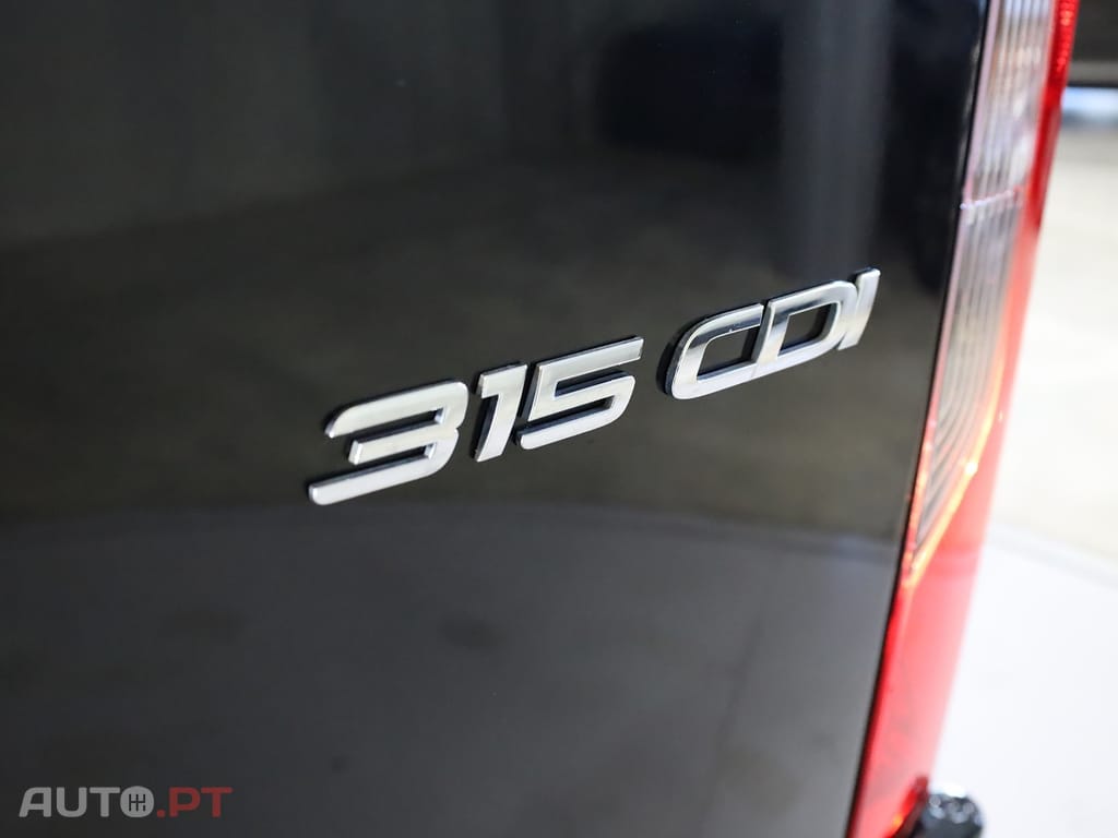 Mercedes-Benz Sprinter 315 CDI/43 Luxo (2+2+2+3)