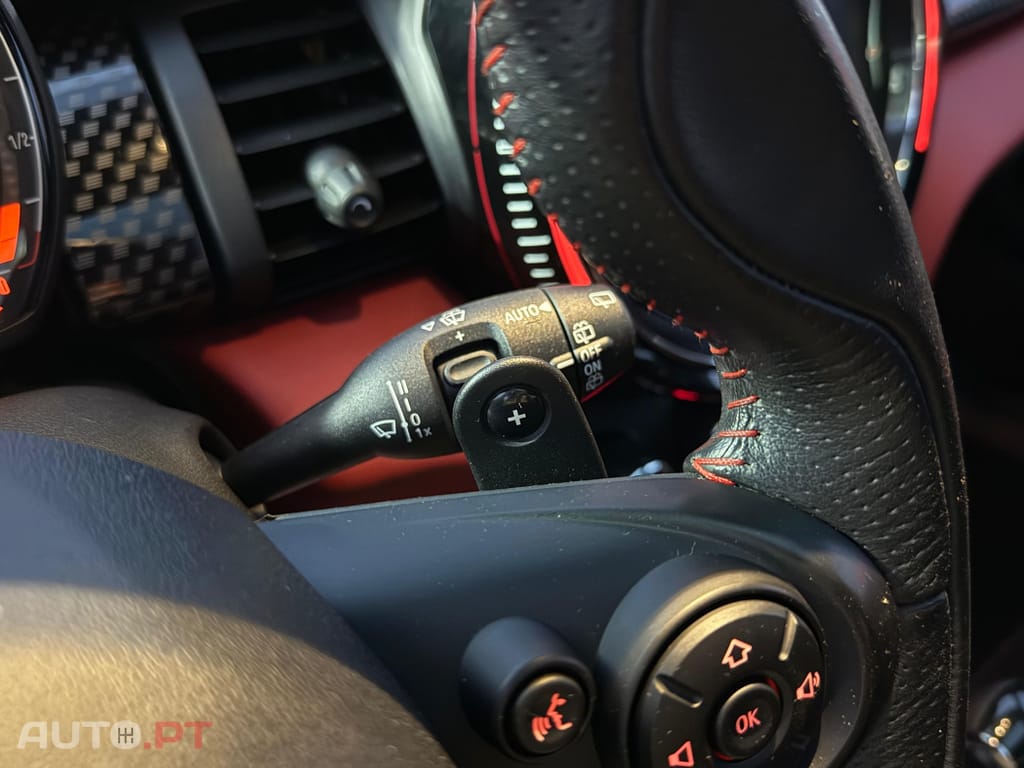 MINI Cooper John Cooper Works Plus Auto Desportiva