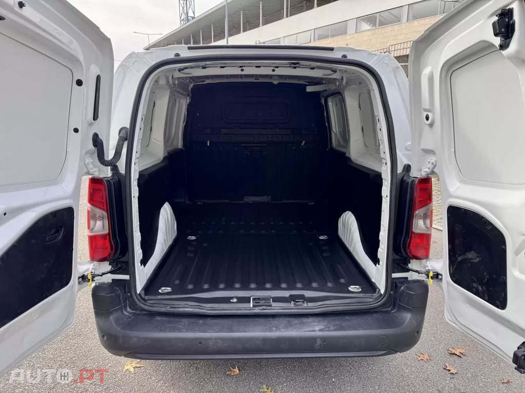 Toyota Proace City  L2 1.5D - 3 Lugares