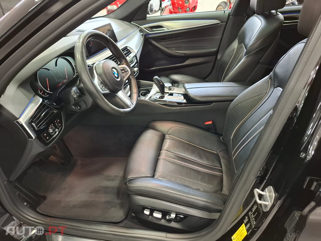 BMW 520 Luxury Line Auto