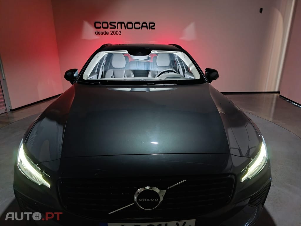 Volvo V60 2.0 T6 AWD R-Design Expression Plug-in