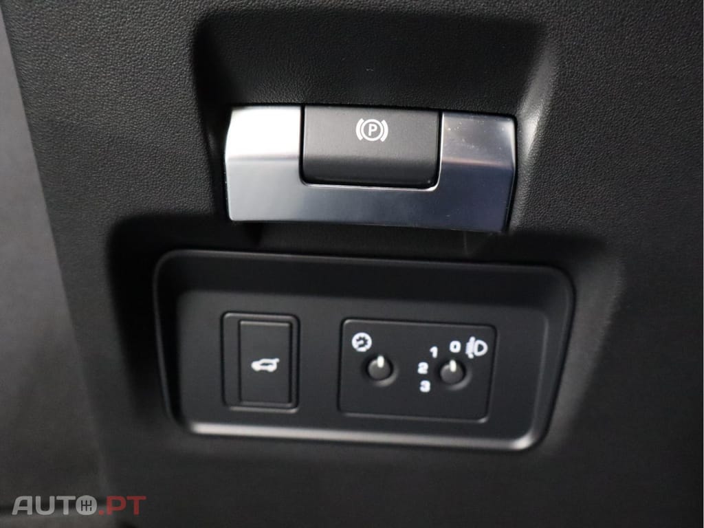 Land Rover Evoque 1.5 I3 160 FWD Auto MHEV R-Dynamic