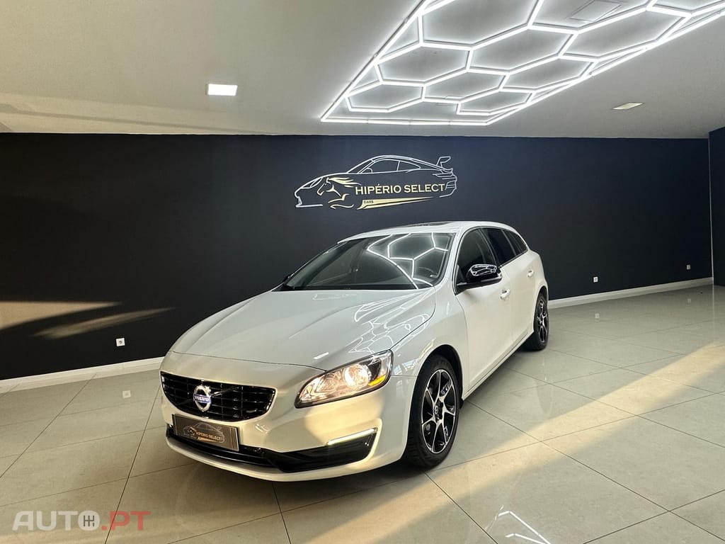 Volvo V60 2.0 D4 Momentum Eco