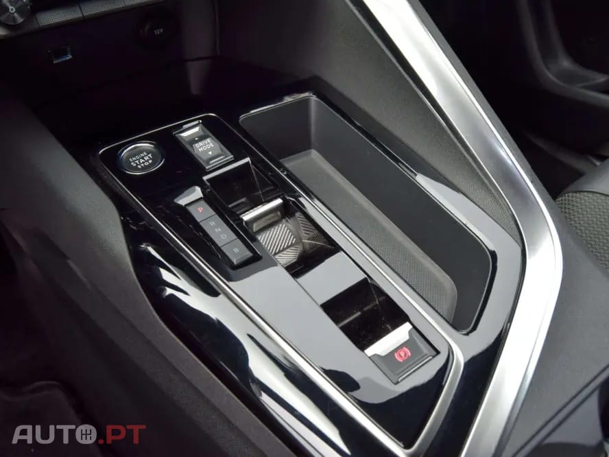Peugeot 3008 1.6 Hybrid GT e-EAT8