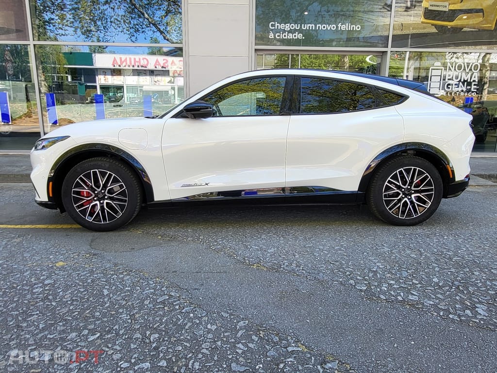 Ford Mustang Mach-E 98.7 kWh Premium