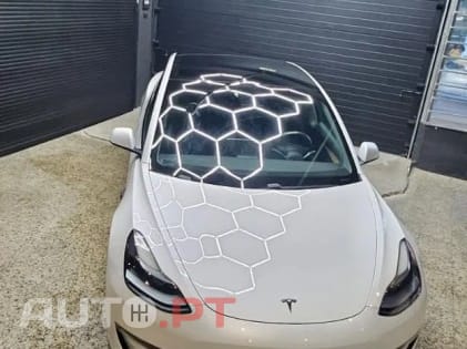 Tesla Model 3 Long Range AWD Dual Motor