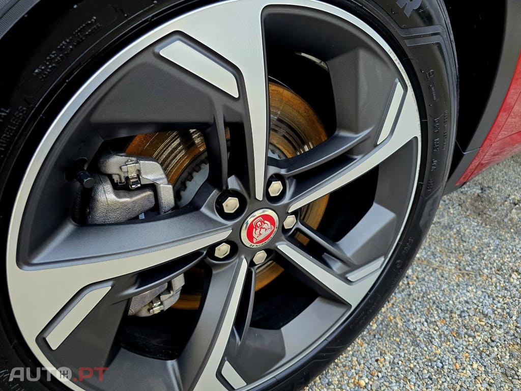 Jaguar E-Pace 1.5 P300e R-Dynamic SE AWD Aut.