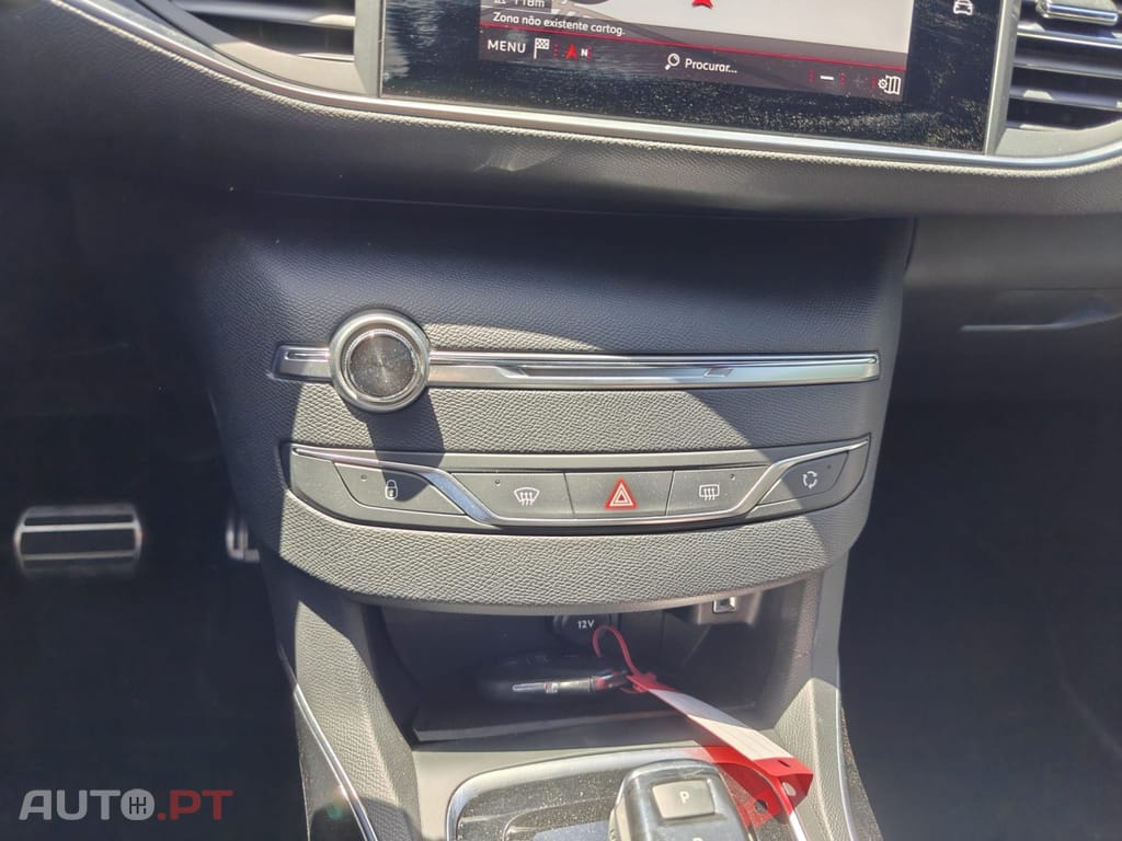 Peugeot 308 SW 1.5 BlueHDi GT EAT8 — fotografia 15