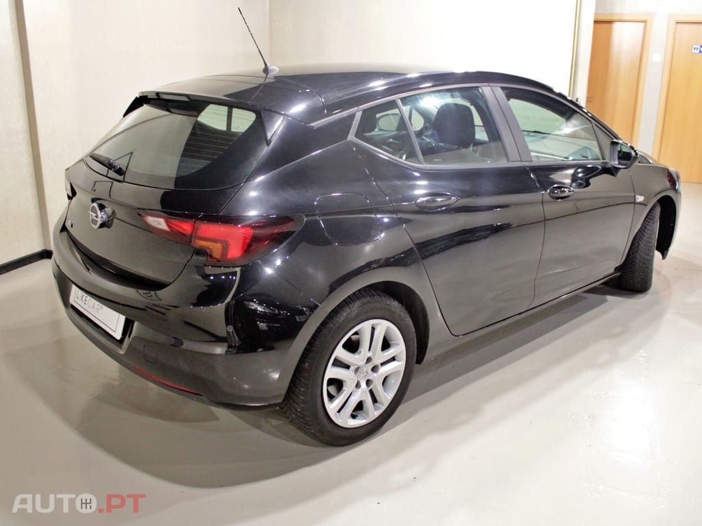 Opel Astra 1.5 D S&S Business Edition