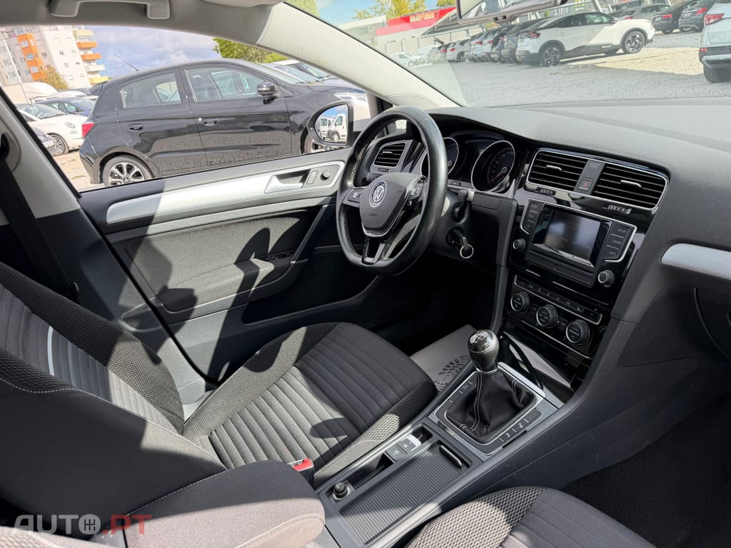 Volkswagen Golf 1.6 TDI BlueMotion Cup