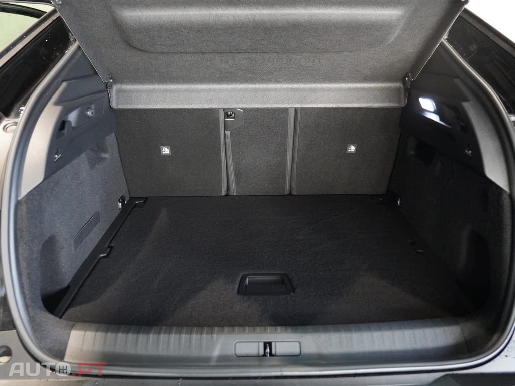 Peugeot 3008 1.2 Hybrid Allure e-DCS6