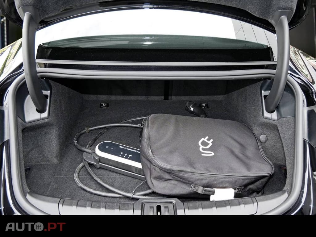 Porsche Taycan Bose