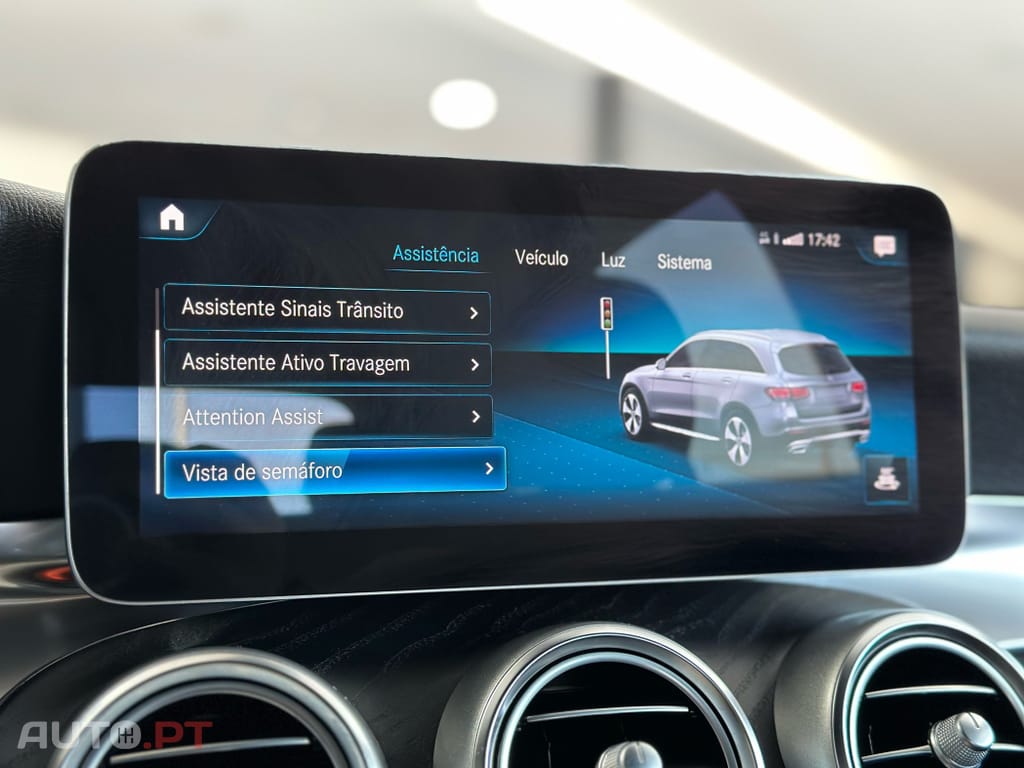 Mercedes-Benz GLC 200 d 4Matic 9G-TRONIC AMG Line