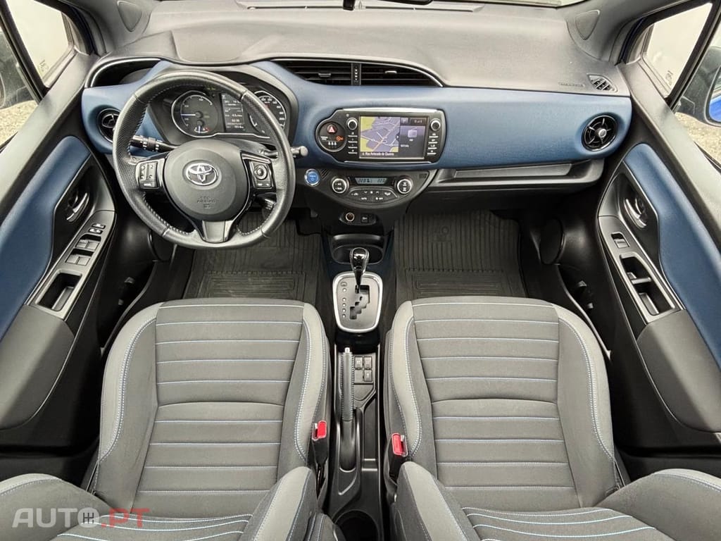 Toyota Yaris 1.5 HSD Confort Plus