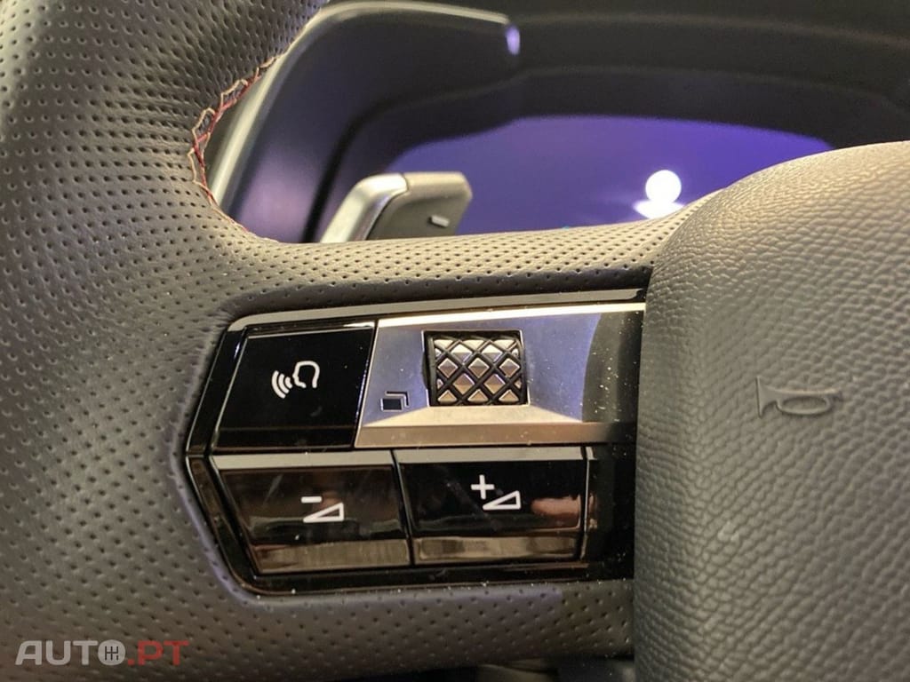 DS DS7 Crossback I.V.A DEDUTÍVEL E-TENSE 4X2 225 Performance Line