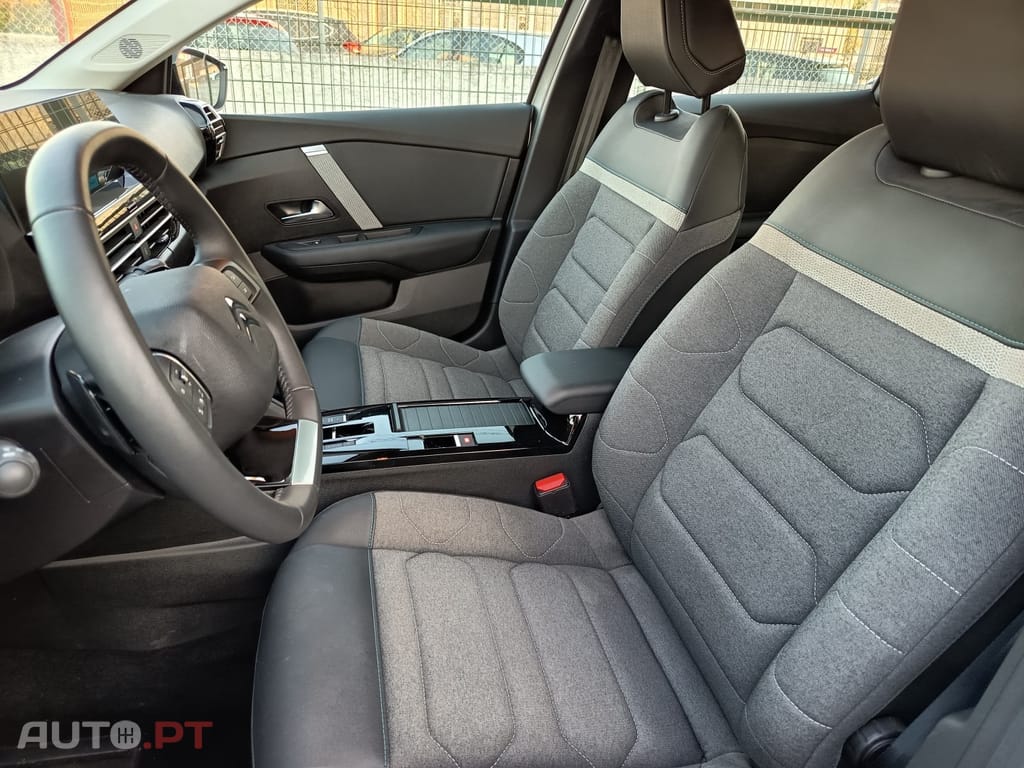 Citroen C4 1.5 BlueHDi Shine Pack EAT8