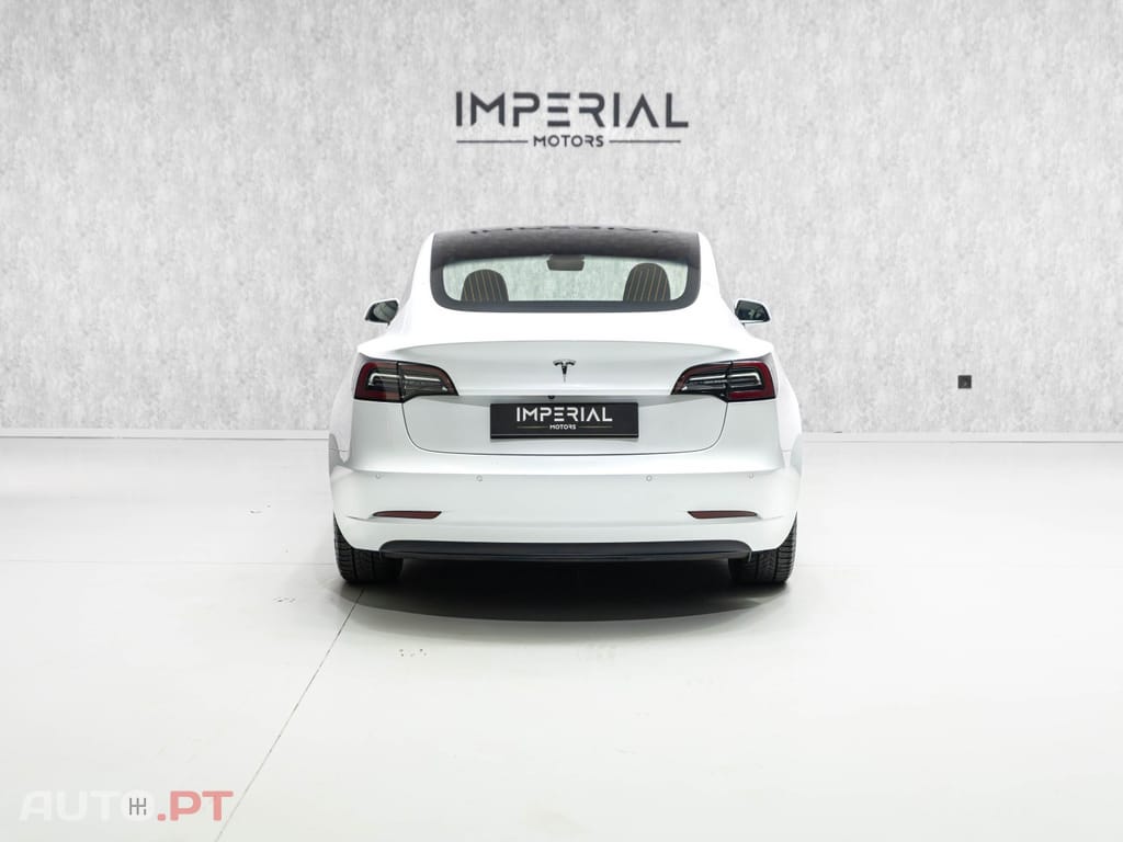 Tesla Model 3 Standard Range Plus RWD