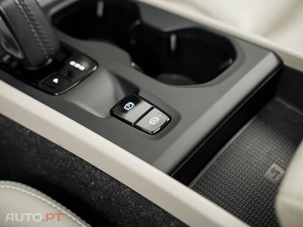 Volvo XC40 1.5 T5 PHEV R-Design
