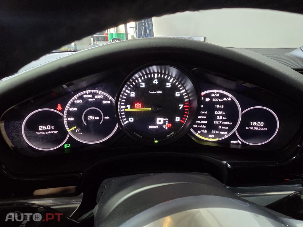 Porsche Panamera 4 E-Hybrid Executive