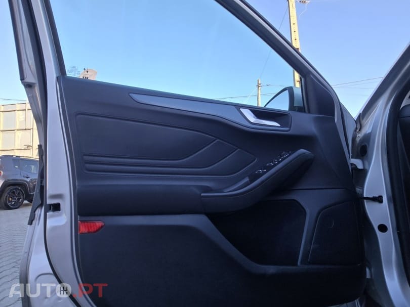 Ford Focus SW 1.5 TDCi EcoBlue Active