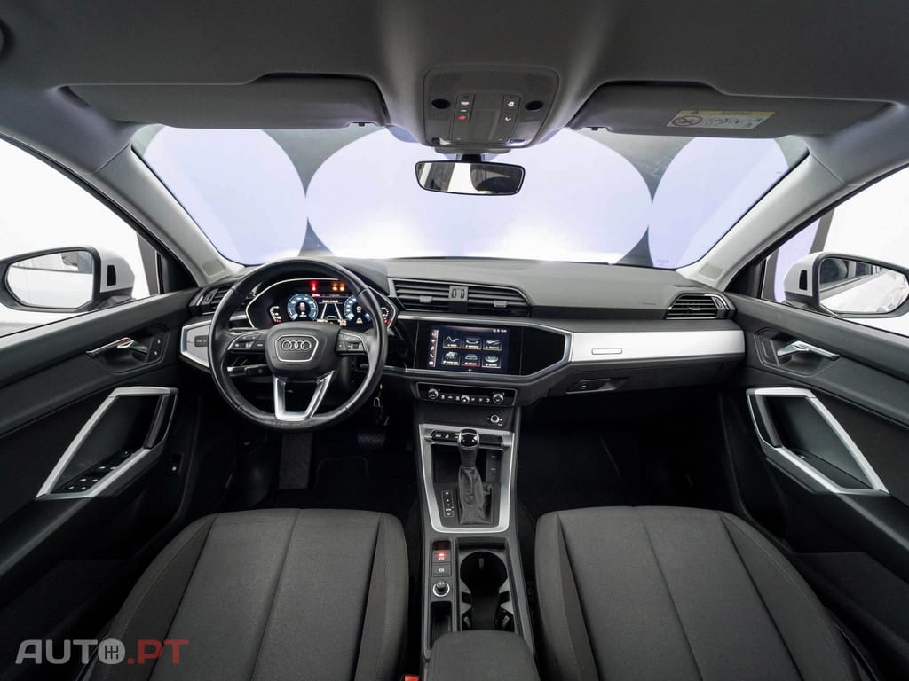 Audi Q3 45 TFSIe S tronic