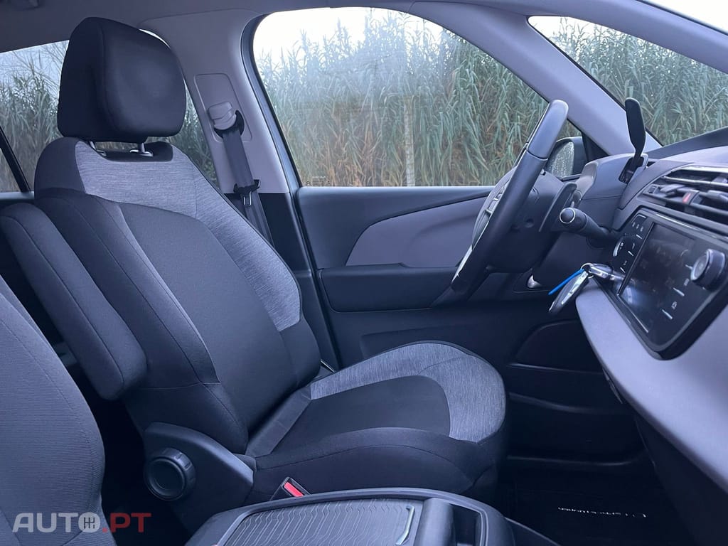 Citroen C4 SpaceTourer BlueHDi 130 Stop&Start EAT8 BUSINESS CLASS