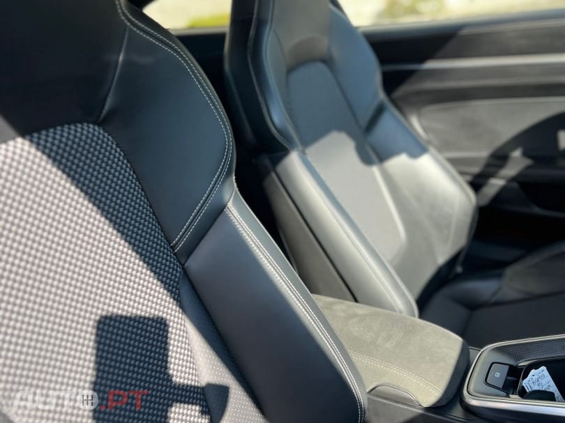 Porsche 911 Carrera 4S PDK