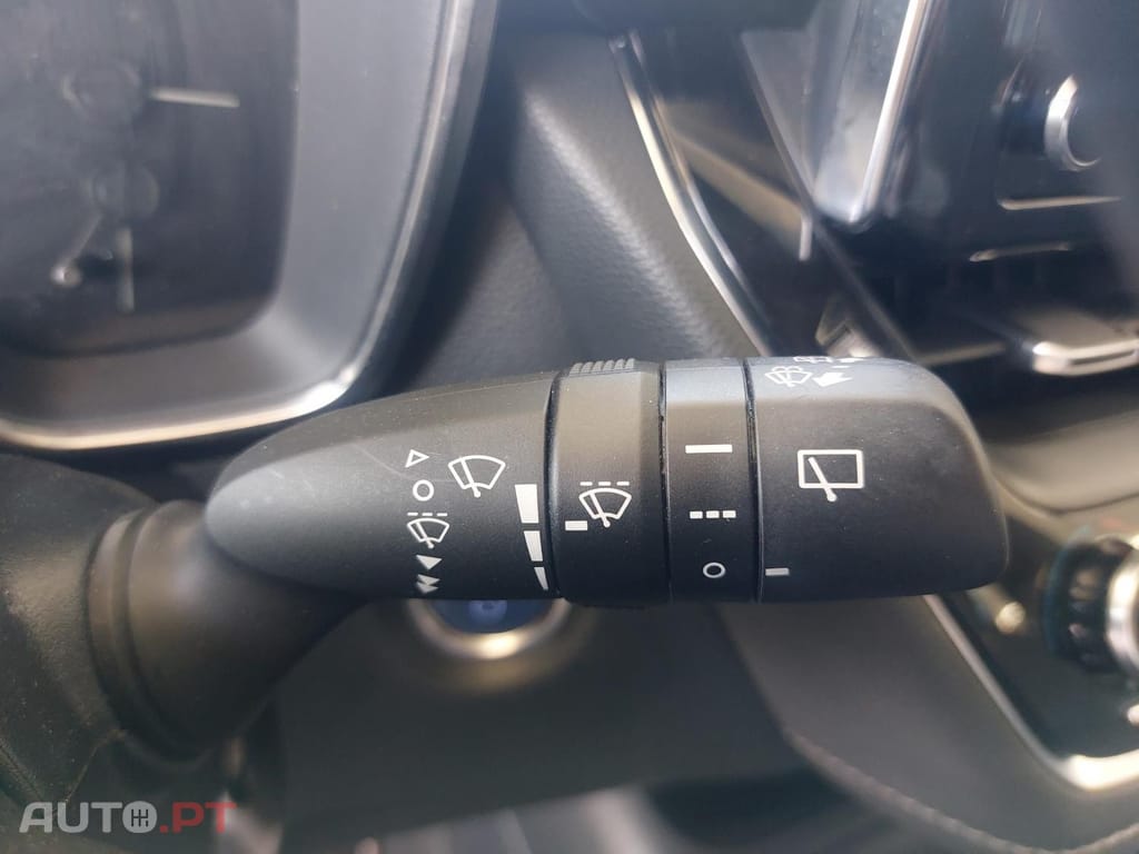 Toyota Corolla 1.8 Hybrid Comfort — fotografia 26
