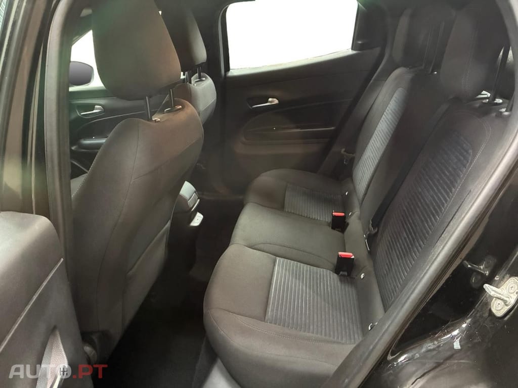 Alfa Romeo Junior 1.2 Ibrida eDCT6