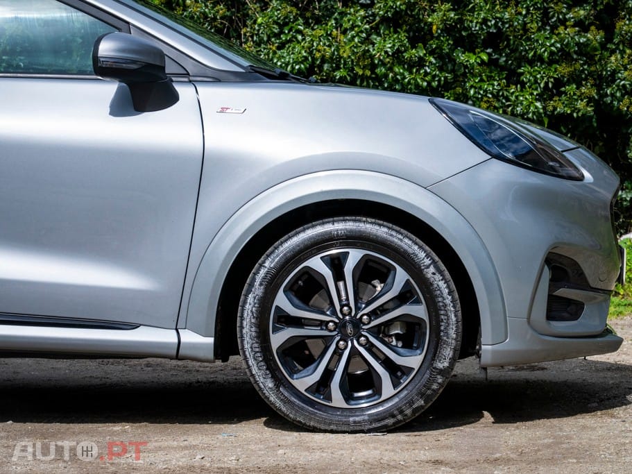 Ford Puma 1.0 EcoBoost MHEV ST-Line