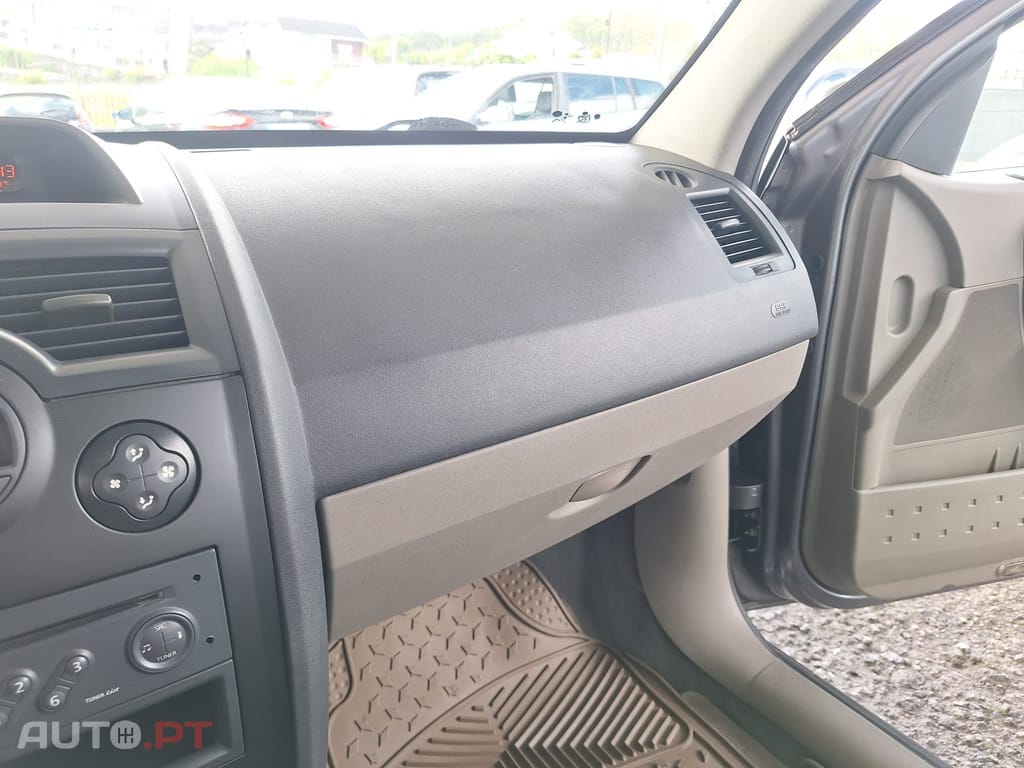 Renault Mégane Break 1.6 Privilège Luxe