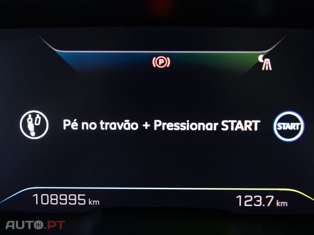 Peugeot 3008 1.6 Hybrid Allure Pack e-EAT8
