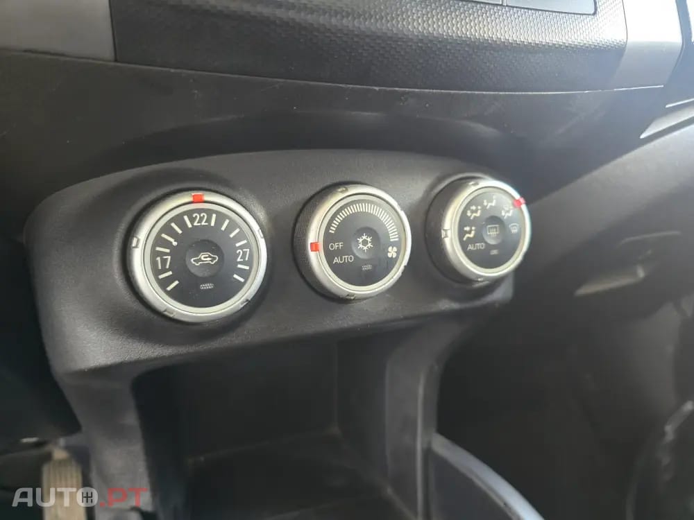 Mitsubishi Outlander 2.0 DI-D Instyle 4WD