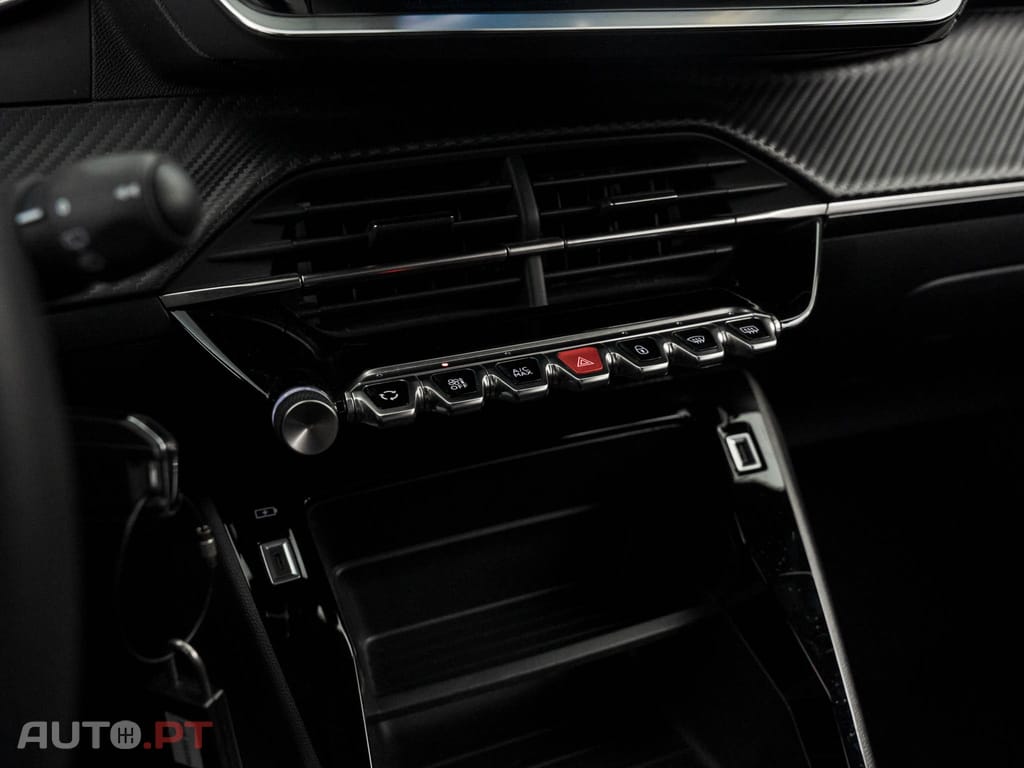 Peugeot 2008 1.2 PureTech Active Pack