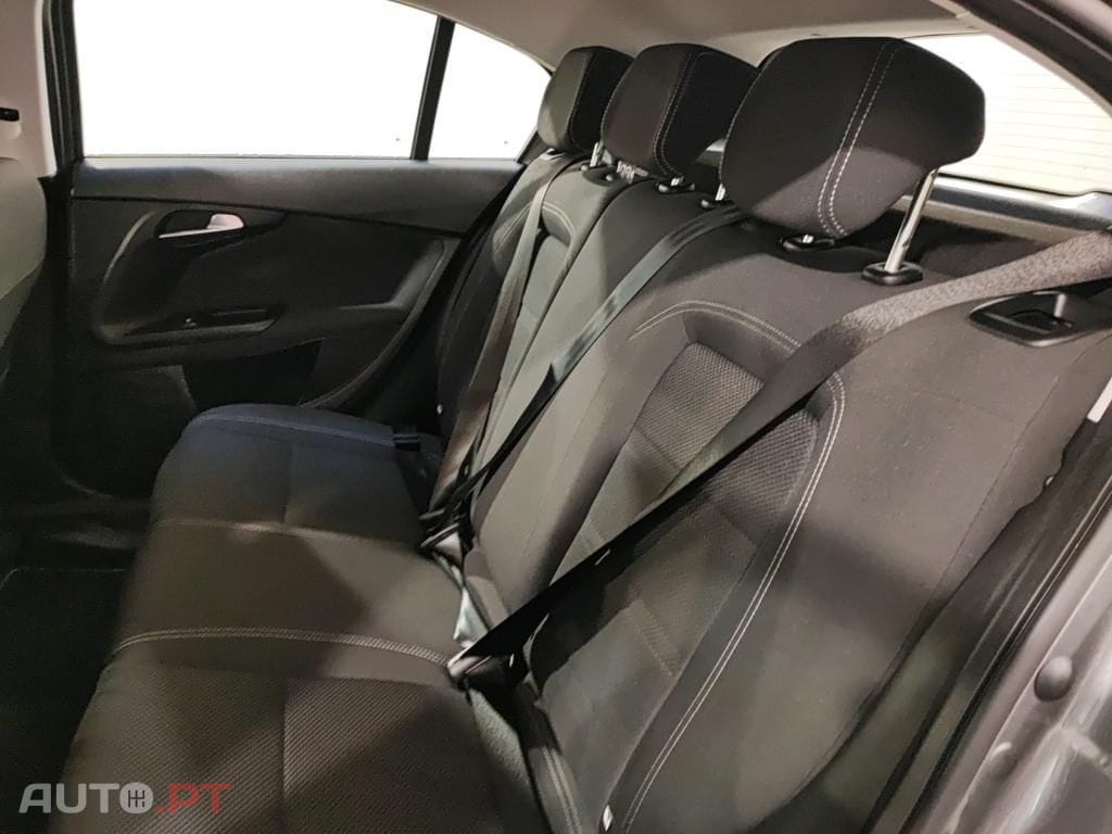 Fiat Tipo 1.3 MultiJet Life