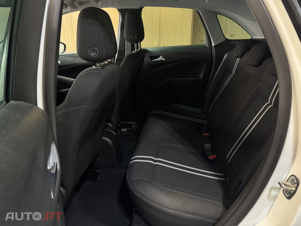 Opel Crossland X T Innovation — fotografia 19