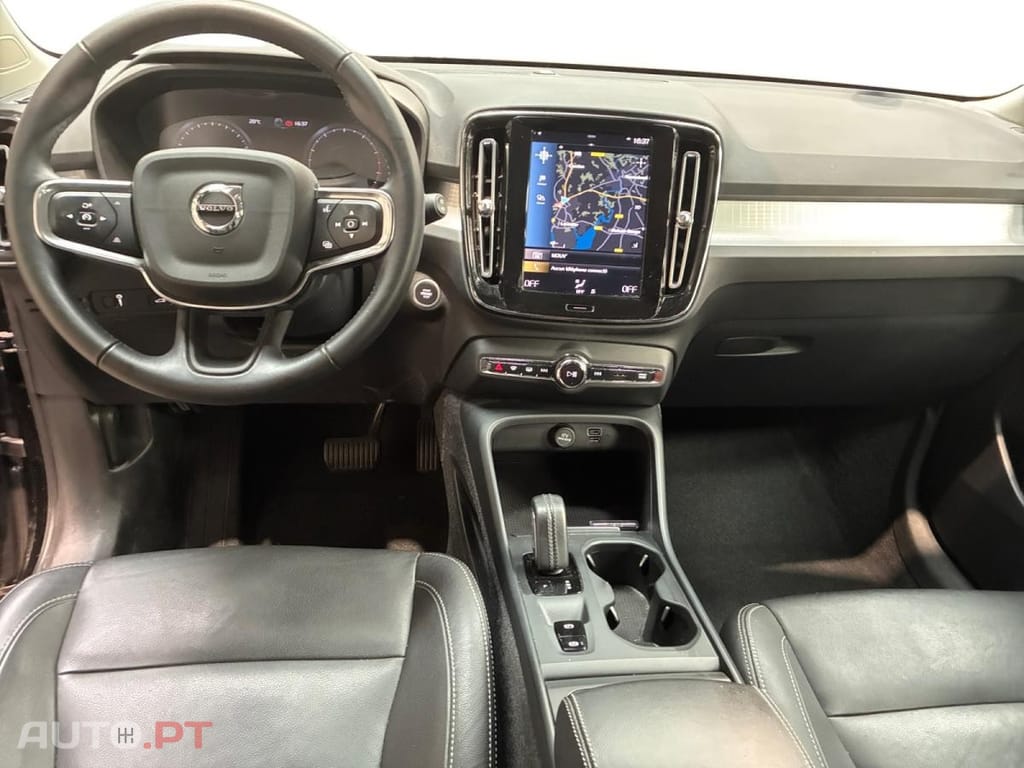 Volvo XC40 1.5 T3 Momentum Geartronic