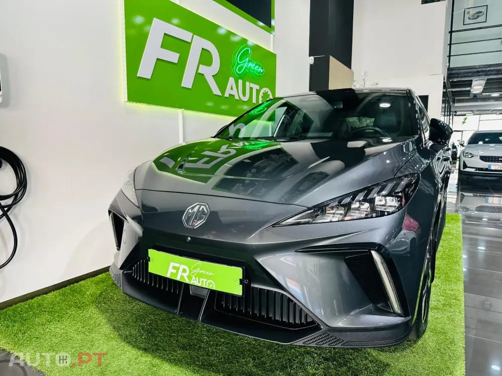 MG MG4 64 kWh Luxury