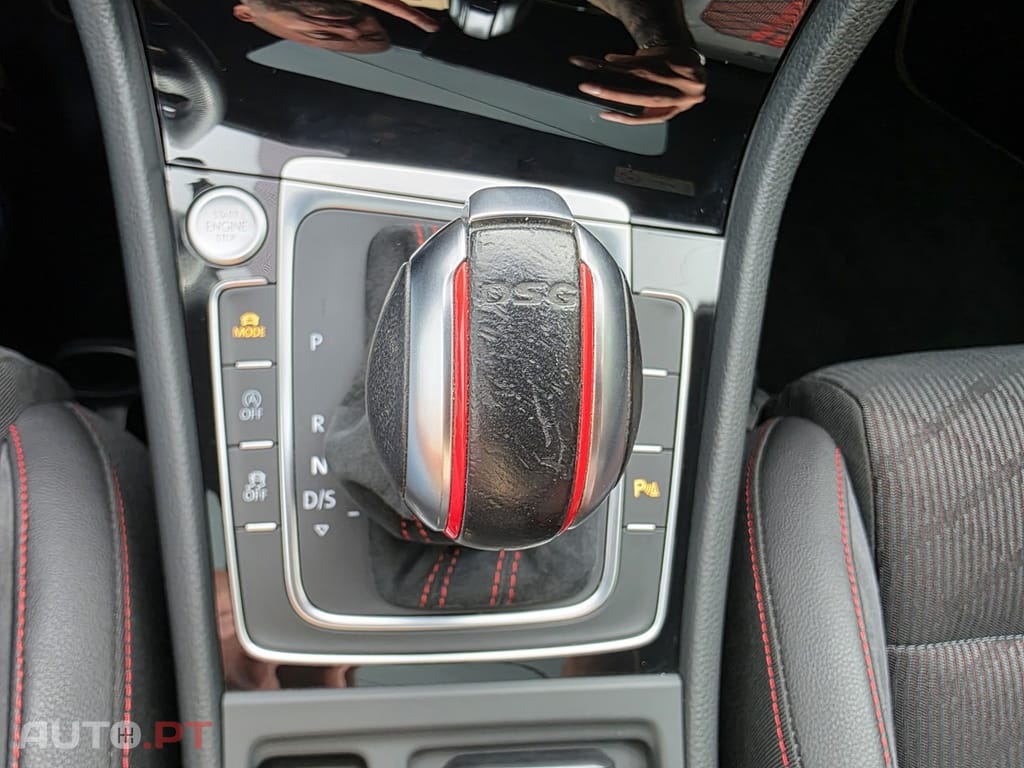 Volkswagen Golf 2.0 TSI GTi TCR DSG