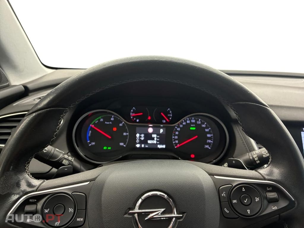 Opel Grandland (X) Hybrid4 AWD Ultimate