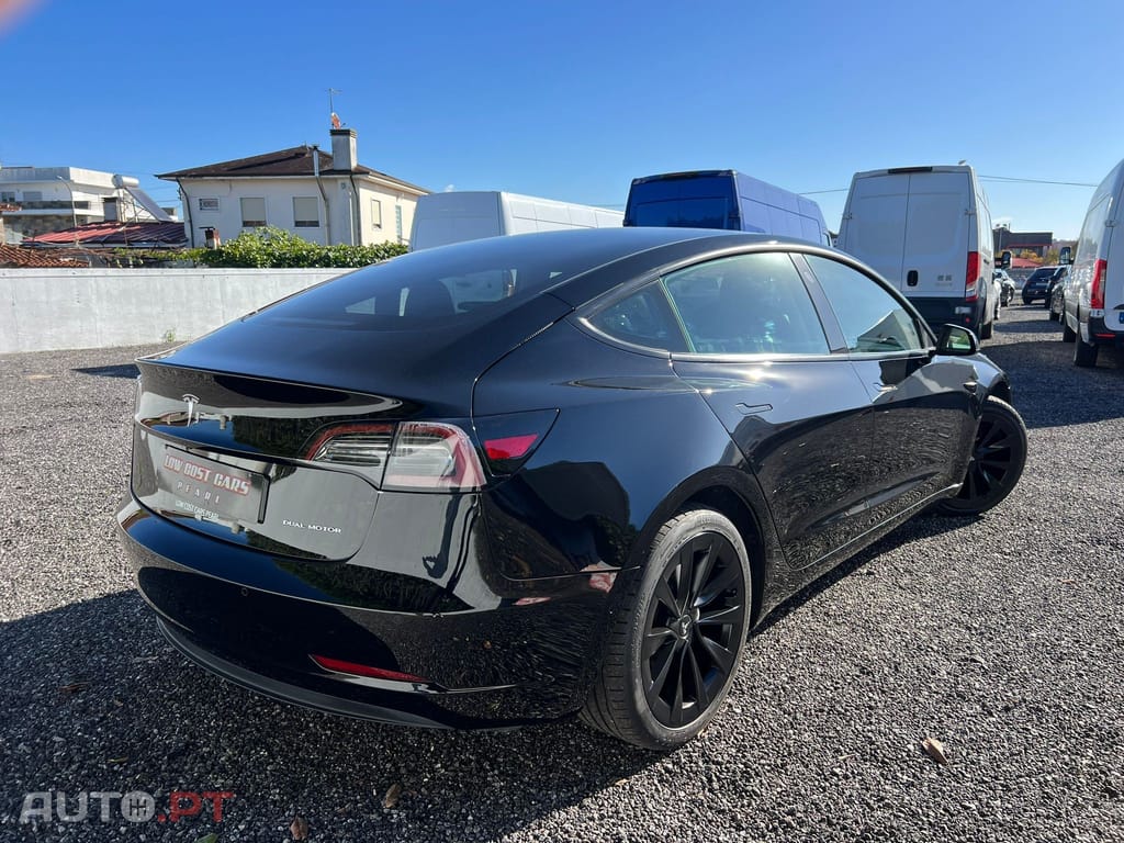 Tesla Model 3 Long-Range Dual Motor AWD