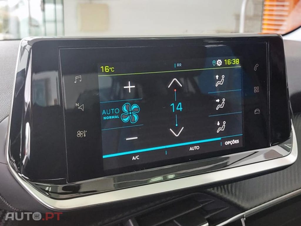 Peugeot E-208 50 kWh Active