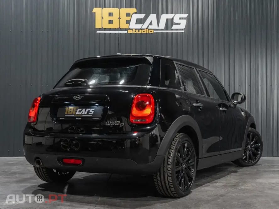MINI Cooper Cooper D
