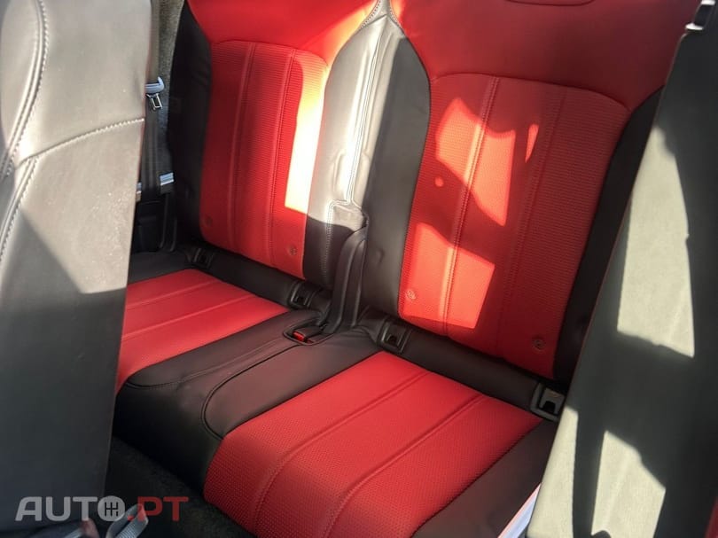 Bentley Bentayga V8